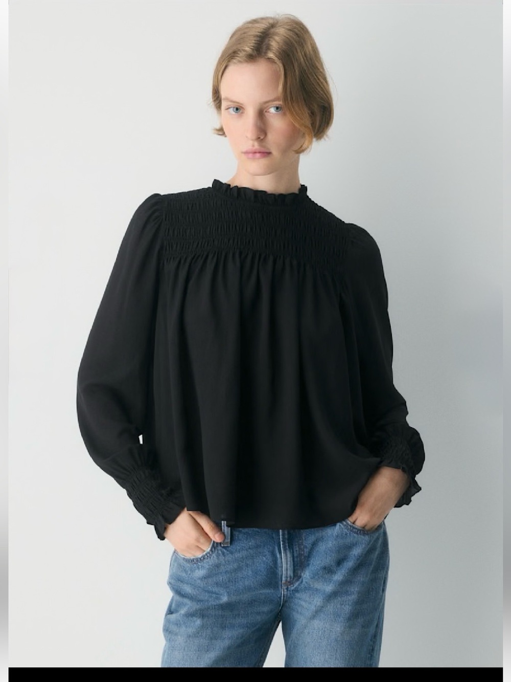 Aritzia Wilfred Compose top blouse. Size XS.